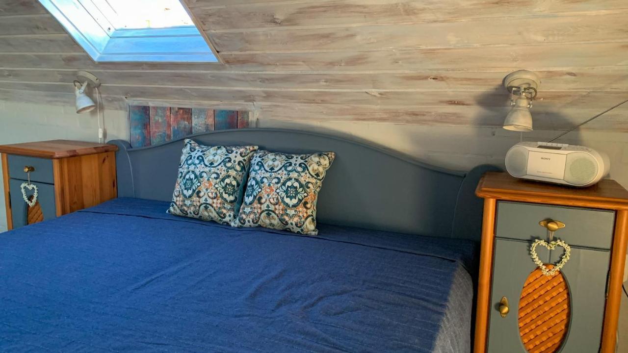 T.H.Ny Village Inn Cottage Тихань Екстер'єр фото